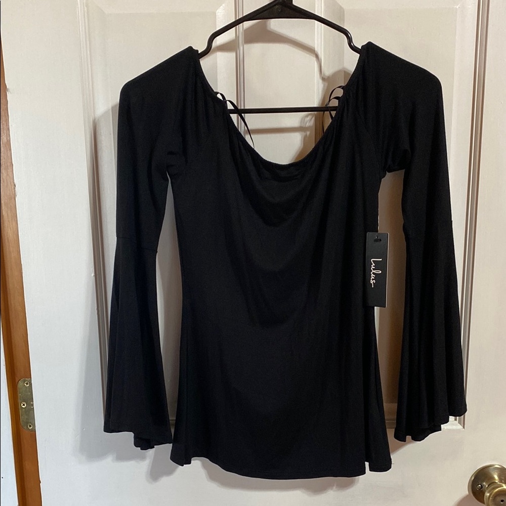 Lulu's Black Bell Sleeve Top